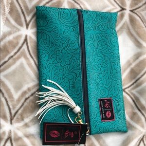 Makeup Junkie Turquoise Dream Bag
